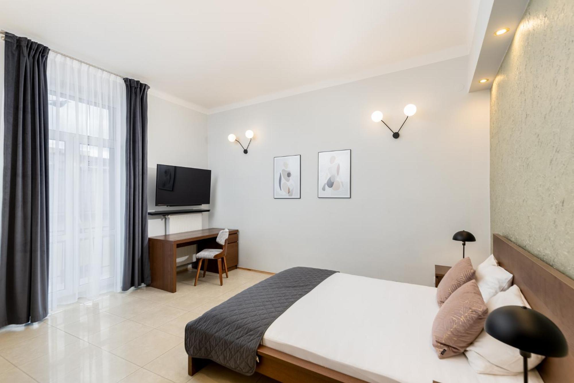 Wawel Apartments - Old Town Краков Экстерьер фото