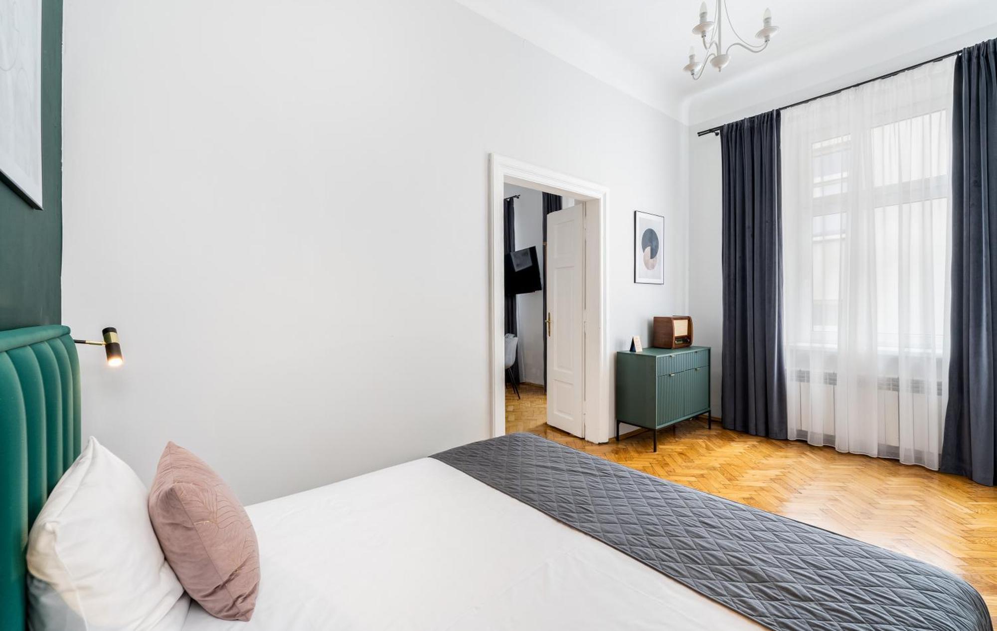 Wawel Apartments - Old Town Краков Экстерьер фото