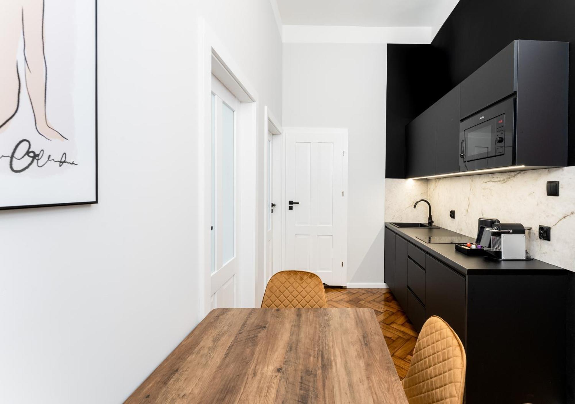 Wawel Apartments - Old Town Краков Экстерьер фото