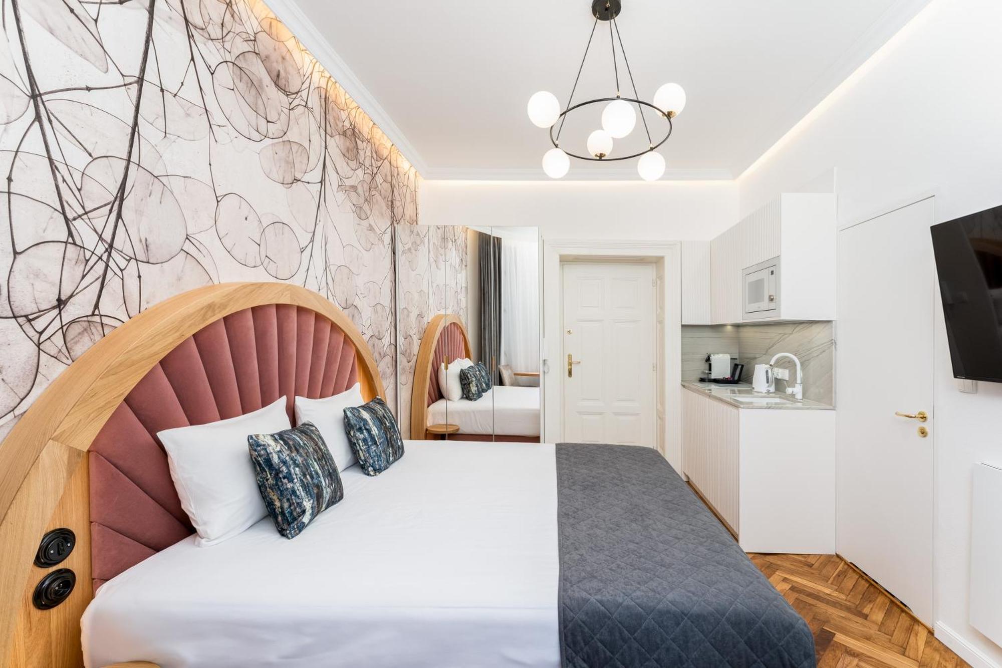 Wawel Apartments - Old Town Краков Экстерьер фото